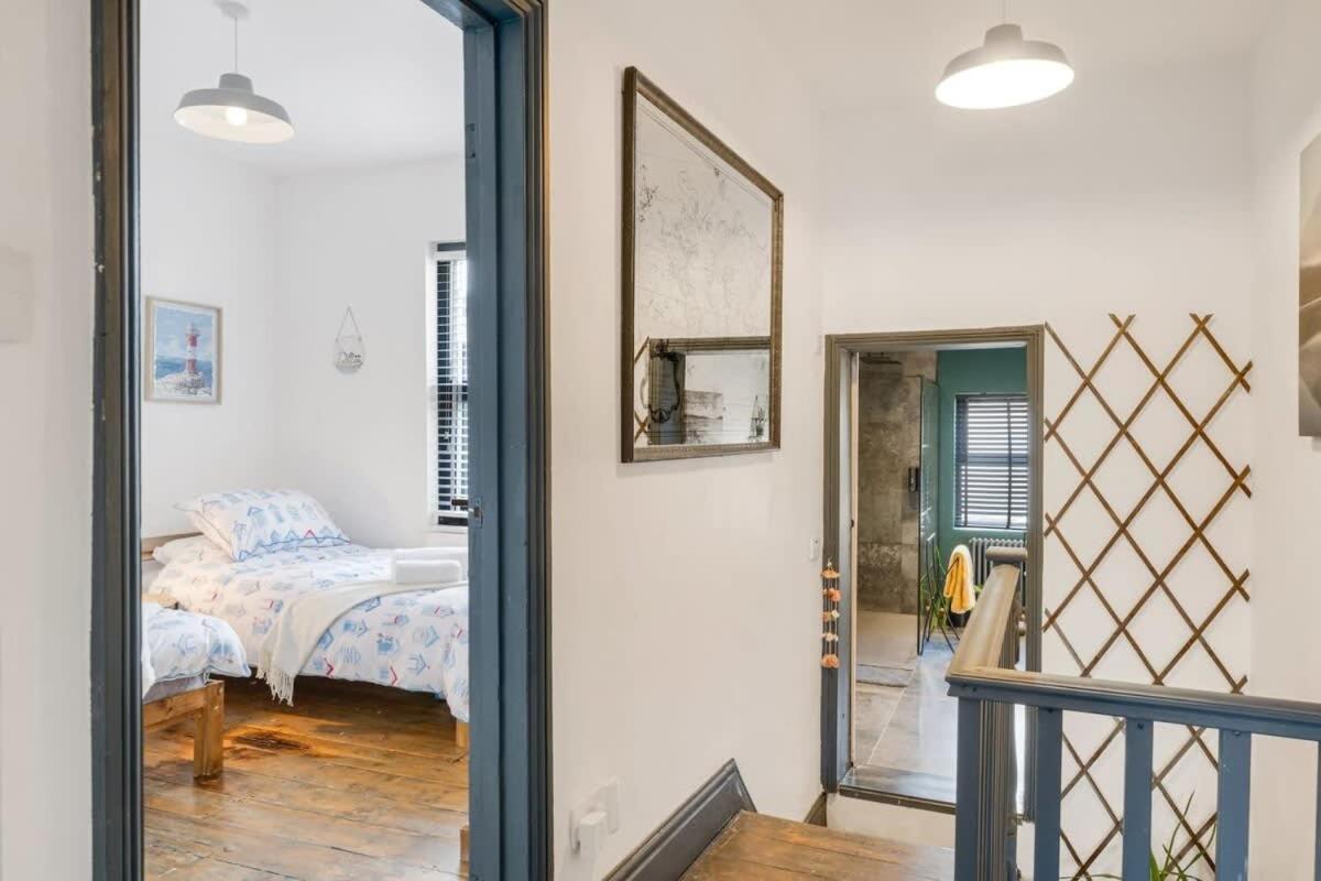 Stylish House W Free Parking Nr Exeter Centreヴィラ エクステリア 写真
