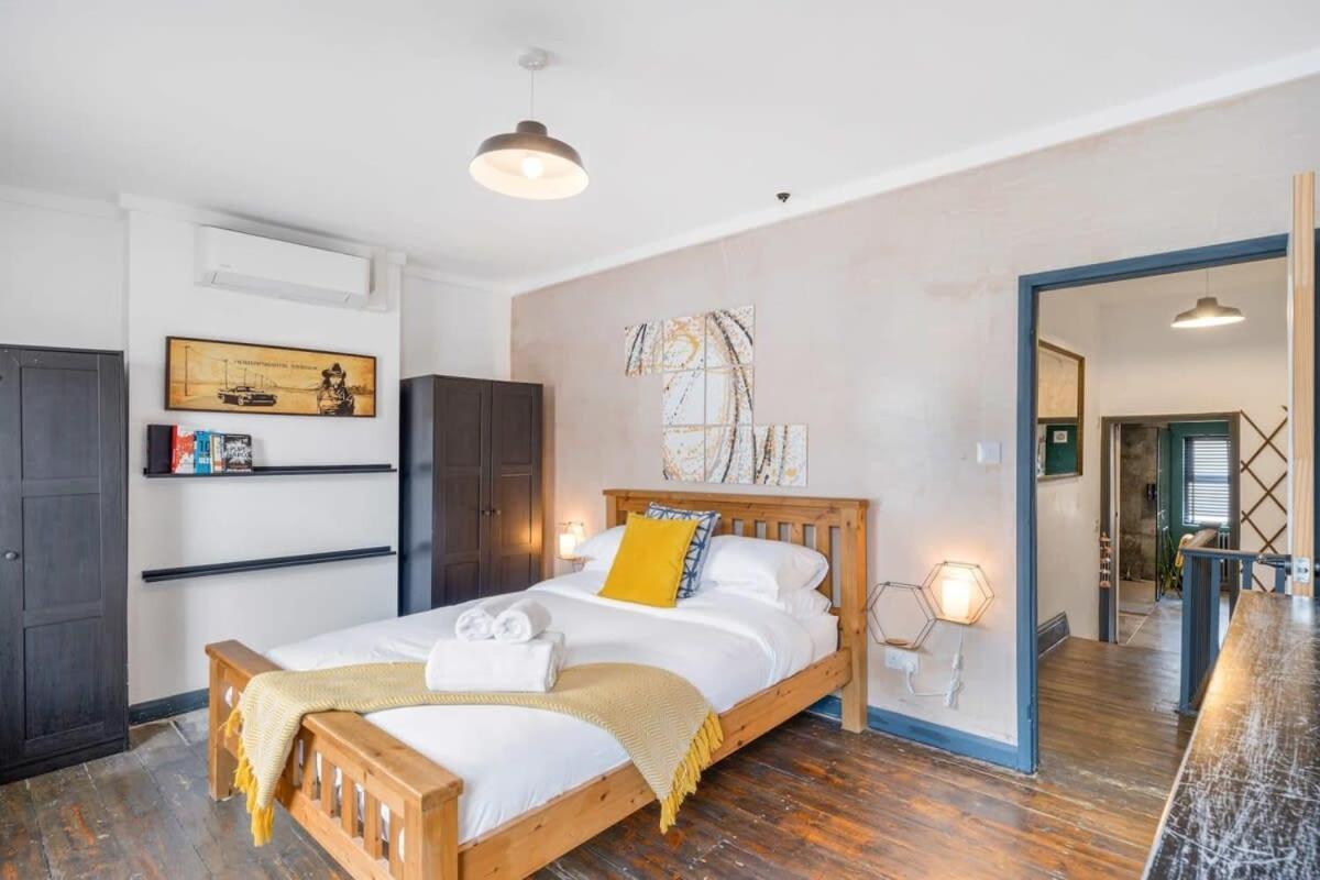 Stylish House W Free Parking Nr Exeter Centreヴィラ エクステリア 写真