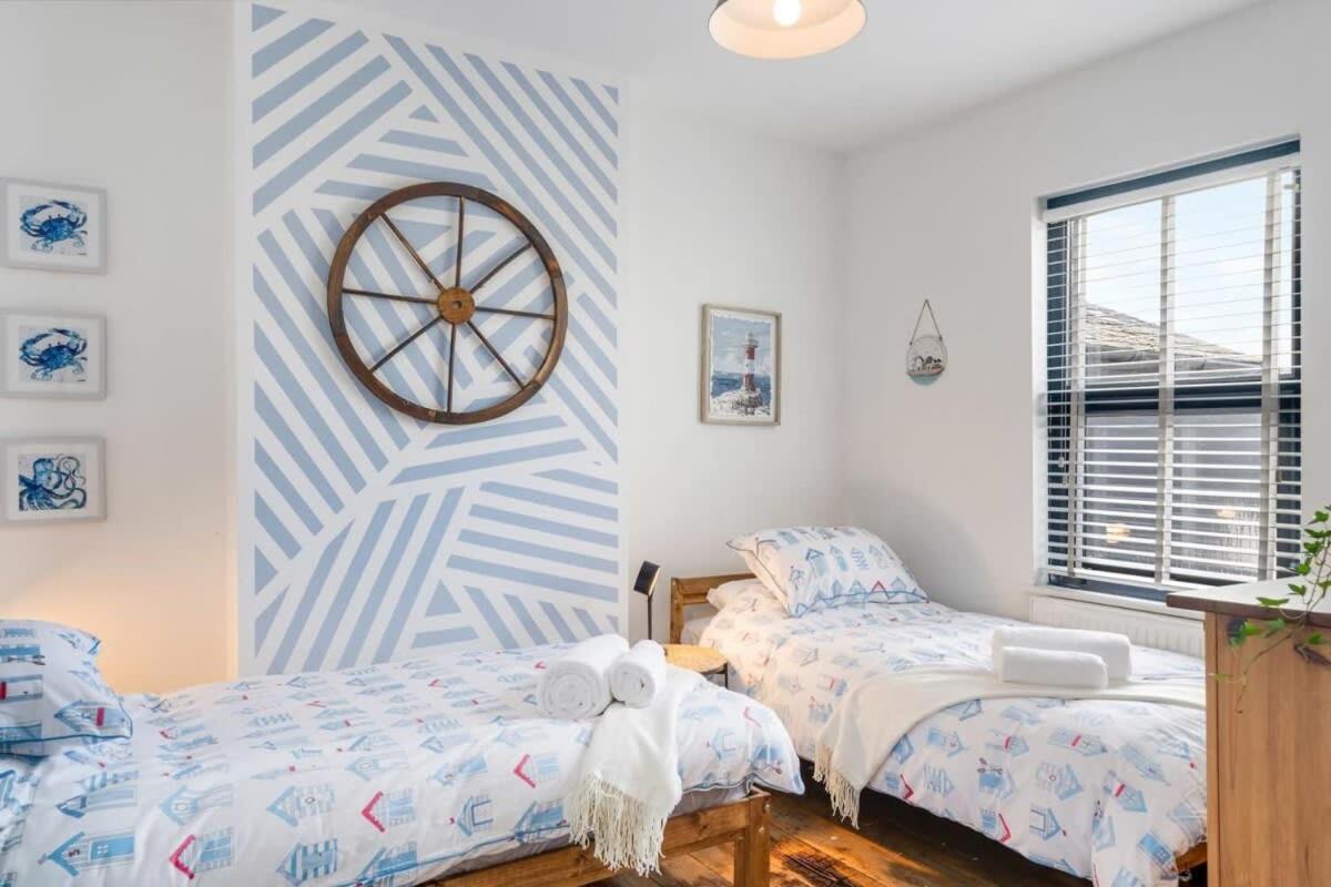 Stylish House W Free Parking Nr Exeter Centreヴィラ エクステリア 写真