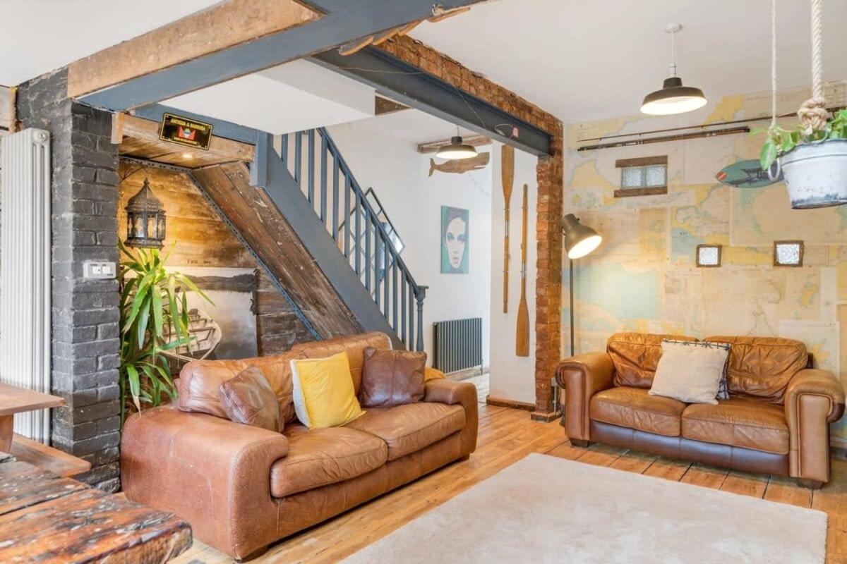 Stylish House W Free Parking Nr Exeter Centreヴィラ エクステリア 写真